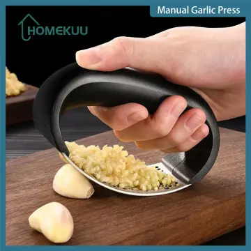Manual Food Processor Vegetable Chopper, Ourokhome Portable Hand Pull  String Garlic Mincer Onion Cutter,Red