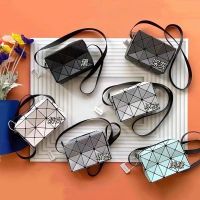 life Cupid small issey miyakeˉsquare box to pack a new limited three compartment mini spring summer diagonal package