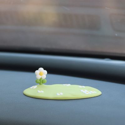 ◊ Anti-Slip Mat Cute Universal Car Dashboard Non Slip Grip Sticky Pad Phone Holder Mat Car Ornaments Anti-skid Silicone Mat