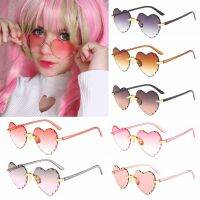 【LZ】▦﹍  2023 New Fashion Heart Shaped Sunglasses Women Gradient Love Heart Sun Glasses Trendy Party Cosplay Eyewear Shades UV400