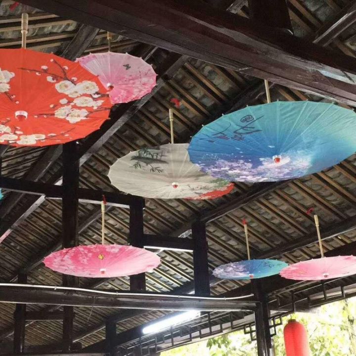 ร่มกระดาษซับน้ำมัน82ซม-สไตล์จีนกันฝนตกแต่งร่มประดิษฐ์-hanfu-qipao-show-ร่มเต้นรำคลาสสิก