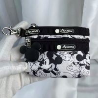 LeSportsac กระเป๋าใส่เหรียญแบบมือถือแบรนด์ร่วมรุ่นใหม่กระเป๋าเก็บซองอั่งเปามินิน่ารักกระเป๋าอุปกรณ์เสริม