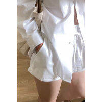 Dancing Riot late morning shorts | white *SIZE L DEFECT ITEMS ONTOP 5%OFF ติดต่อดูสินค้าก่อนกดสั่งทาง chat?