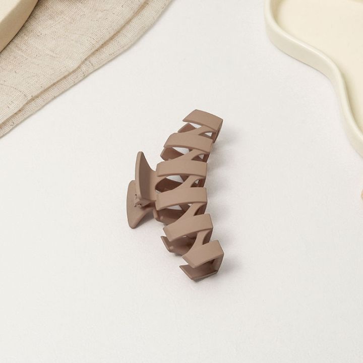 korean-fashion-coffee-beige-geometry-hair-claw-solid-acrylic-hairpin-barrette-hair-clips-headwear-women-hair-accessories-gifts