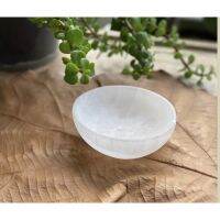 1 Pc Natural White Selenite Bowl best for cleaning and healing cute small bowl of selenite