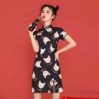 Cheongsam รุ่นใหม่สำหรับวัยรุ่นชุดเดรสสำหรับคนตัวเล็กที่ปรับปรุงใหม่การ์ตูนสาวใส่ได้ทุกวันแบบสั้นสำหรับผู้หญิงฤดูร้อน ~