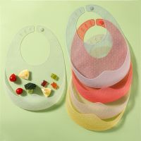 【DT】hot！ Soft And Baby Silicone Bibs Boys Adjustable Childrens Food Supplemented Items