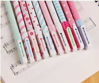 ชุดปากกาหมึกเจลหลากสี10ชิ้นเครื่องเขียนเกาหลีน่ารักอุปกรณ์สำนักงานปากกาสำหรับโรงเรียนเขียนด้วย Gratis Ongkir กล่องบรรจุ