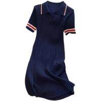 เสื้อผ้าแฟชั่นสำหรับสุภาพสตรี Summer 2023 French vintage polo brought ice silk knitting dress with short sleeves to receive A word skirt waist skirt over-the-knee T-shirt