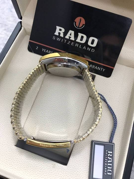 นาฬิกา-ราโด้-รุ่น-เดียสตาร์-หน้าปัดสีทองแบบเรียบ-gold-dial-diamond-36-mm-ระบบควอทซ์-men-s-watch-รับประกันภาพถ่ายจากสินค้าจริง