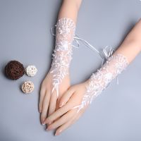 ☢ ST25/ Length25cm white lace rhinestone gloves fingerless gloves fingerless wedding gloves Lace beaded wedding match