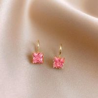 Upingi-Rhinestones สี่เหลี่ยมสีดำและสีขาวพร้อมต่างหู Polyhedral ที่ผิดปกติ Earringsc474or เพทายสี่เหลี่ยมที่สวยงาม