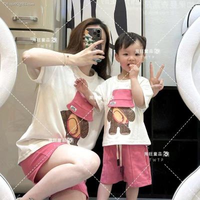 In the summer of 2023 new parent-child three labeling three-dimensional hat pure color private twinset t-shirts and shorts