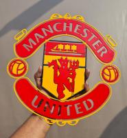 manchester united โลโก้สโมสรแมนเชสเตอร์ยูไนเต็ด เหล็กตัดเลเซอร์ ขนาด 30*30cm.หนา 2.5 mm  ทำสีเหมือนจริงเหล็กเต็ม ใช้สีพ่นรถยนต์ 2k ทนทุกสภาวะอากาศ