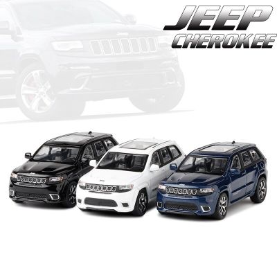 JKM 1/64 Jeep Grand Cherokee Trackhawk Suv Car Diecast Model Car Metal Chassis Shock Absorption Collection Model Ornaments
