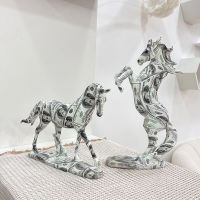 Resin Graffiti Art Horse Figurines Painted Colorful Animal Statue Home Living Room Desktop Feng Shui Ornament Decor