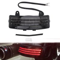 บังโคลนรถจักรยานยนต์ LED Tri-Bar ด้านหลังไฟท้ายไฟเบรกรถเลี้ยวโคมไฟสำหรับรถ Harley Touring Street Glide Road Glide FLTRX 96-13