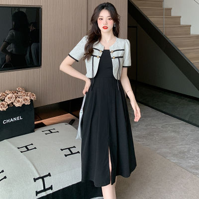 ชุดเดรสสูทสไตล์ Xiaoxiang สำหรับสตรีชุดเดรสสองชิ้นกระโปรงสีดำพร้อมสลิปหัวเข็มขัดเสื้อคลุมสั้นฤดูร้อน