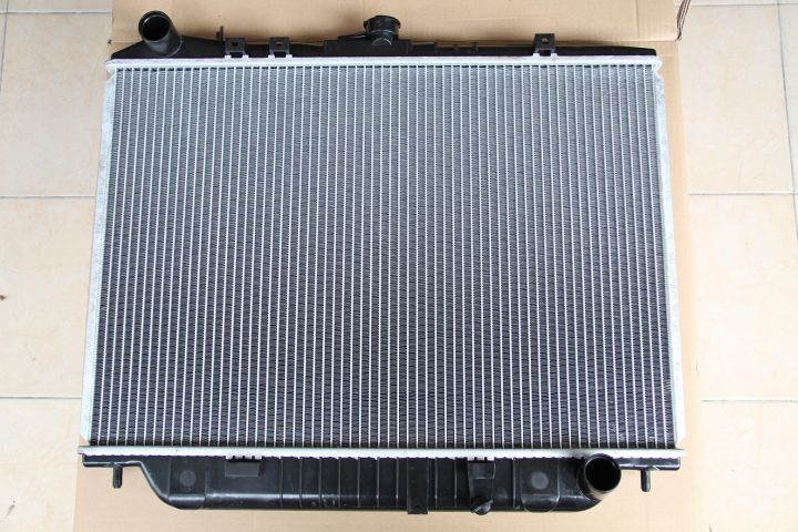 หม้อน้ำรถยนต์-อีซูซุ-ดราก้อนอาย-3-0-เกียรธรรมดา-radiator-isuzu-dragon-eye-3-0-mt