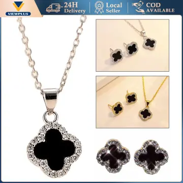 Shop Four Leaf Clover Necklace White with great discounts and prices online  - Oct 2023