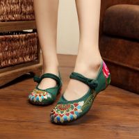 Veowalk Handmade Women Chinese Old Peking Shoes Buddhism Totem Embroidered Ballet Flats Ladies Casual Cotton Fabric Dance Shoes