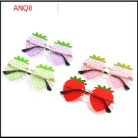 ANQII โลหะสำหรับตกแต่ง แว่นตากันแดดสตรอเบอรี่ สตรีทสแนป เฉดสี Y2K สำหรับผู้หญิง แว่นตากันแดดไร้ขอบ เทศกาล/ปาร์ตี้/คลั่ง