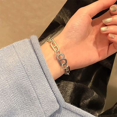 [COD] European and ins hip-hop retro letter bracelet Korean personality simple exaggerated thick chain cold