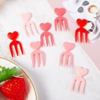 6/12PCS Cute Mini Toddler Fruit Fork Food Grade Plastic Cartoon Kids Cake Fruit Toothpick Bento Lunch Bento Accessories