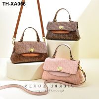 All-match womens bag 2023 new Korean Fashion tote niche retro ladies spring กระเป๋าเดินทาง