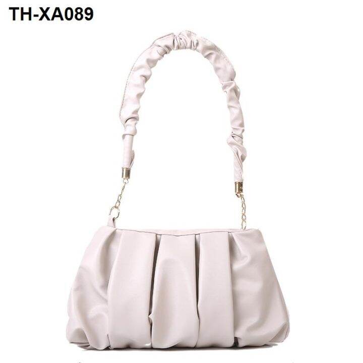 chun-xia-female-fashionable-western-style-new-bag-fold-clouds-package-joker-french-design-single-shoulder-alar-baochao-niche