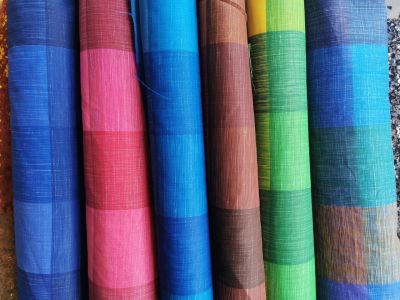 ผ้าโพลีพิมพ์ลาย หน้าผ้า 45 นิ้ว ผ้าดิบเป็นเมตร ผ้าอเนกประสงค์ ผ้าเมตร (ราคาต่อ 1 เมตร / ตัดขายเป็นเมตร) เนื้อผ้าบาง สีสด สวยงาม - Chai Kwang Store