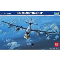 เครื่องเป่าแตรโมเดลแบบจำลองย่อขนาดเครื่องบินขนาด1/144 03904รัสเซีย Tu-95MS หมีชุดหุ่นประกอบชุดโมเดลเครื่องบินขนาด