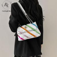 Tas Kosmetik กระเป๋าหิ้วหรูหรา RONGLA กระเป๋าถือหนัง PU เพทายลายทางความจุมากกระเป๋าถือกระเป๋าสะพายข้างสตรีกระเป๋าสะพายเกาหลีกระเป๋าสะพายไหล่สีรุ้ง