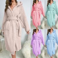 Women Flannel Robe &amp; Gown Flannel Sleepwear Coral Plush Hooded Long Sleeve Bathrobe Pajamas Winter Home Wear Dressing Nightgowns