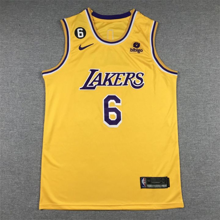 เสื้อกีฬาบาสเก็ตบอล-ลายทีม-los-angeles-lakers-lebron-james-gold-swingman-สําหรับผู้ชาย-2023