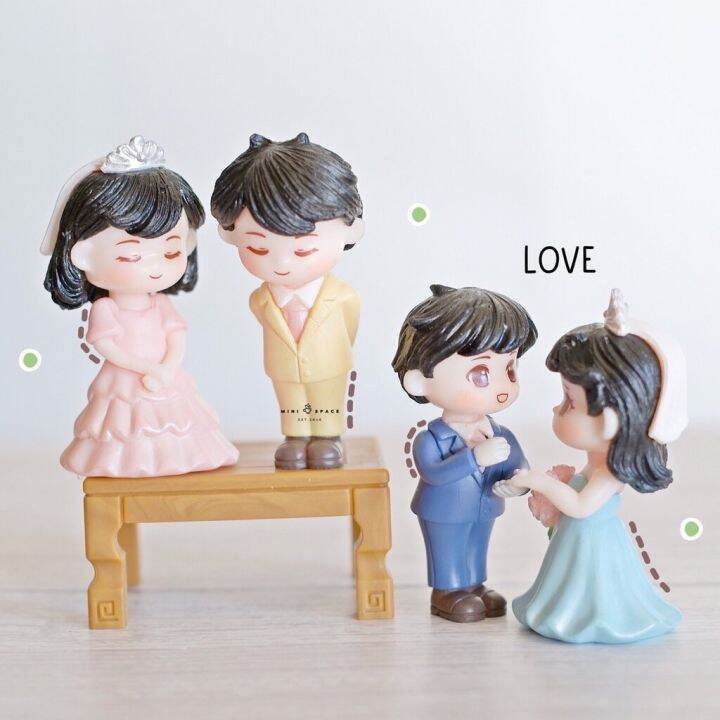 mini-lover-ตุ๊กตาคู่รักชุดสูธถือช่อดอกไม้-2-แบบ-ตุ๊กตาชายหญิงคู่รัก-ฟิกเกอร์ชายหญิงน่ารัก