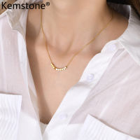 Kemstone สร้อยคอลูกบาศก์สแตนเลสชุบทองสำหรับผู้หญิง