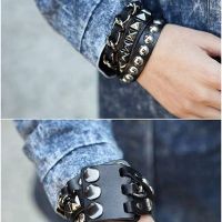 “：{+ 1Pcs Punk Rock Rivet Multi Layers Chain Leather Bracelet &amp; 1Pcs Punk Rivet Stud Fashion Unisex Leather Belt Bracelet