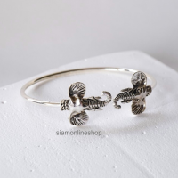 Siamonlineshop กำไลข้อมือสเตนเลส สตีล ผิวเงา รูปช้างมงคลเงิน รุ่น siam-silbra0016 กำไลข้อมือผู้หญิง