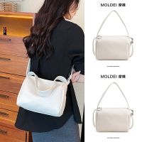 Summer all-match high-level niche large-capacity commuter Messenger armpit bag female 2023 new shoulder pillow bag 【QYUE】