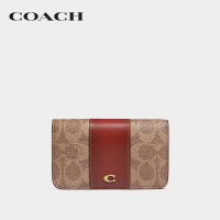 COACH ที่ใส่การ์ดผู้หญิงรุ่น Slim Card Case In Signature Canvas สีครีม C5870 B4NQ4