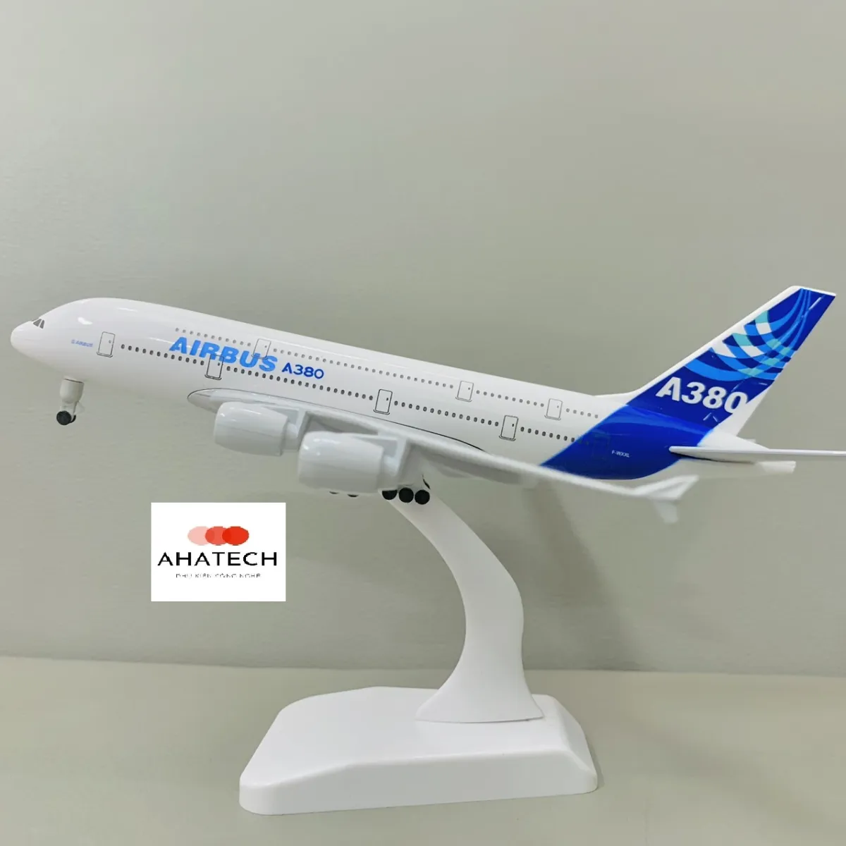 Mô hình máy bay dân dụng máy bay thương mại 20cm Singapore Airline Ai   Cửa Hàng Mô Hình Autono1vn