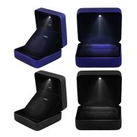 LED Pendant Necklace Box Jewelry Storage Display Box Necklace Display Box Dimension 7.5cmx7.5cmx4.2cm