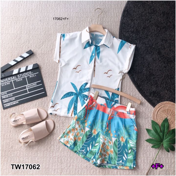 tw17062-set-2-ชิ้น-เสื้อเชิ้ตแขนเบิ้ลลายต้นมะพร้าว-กางเกงขาสั้นลายต้นมะพร้าว