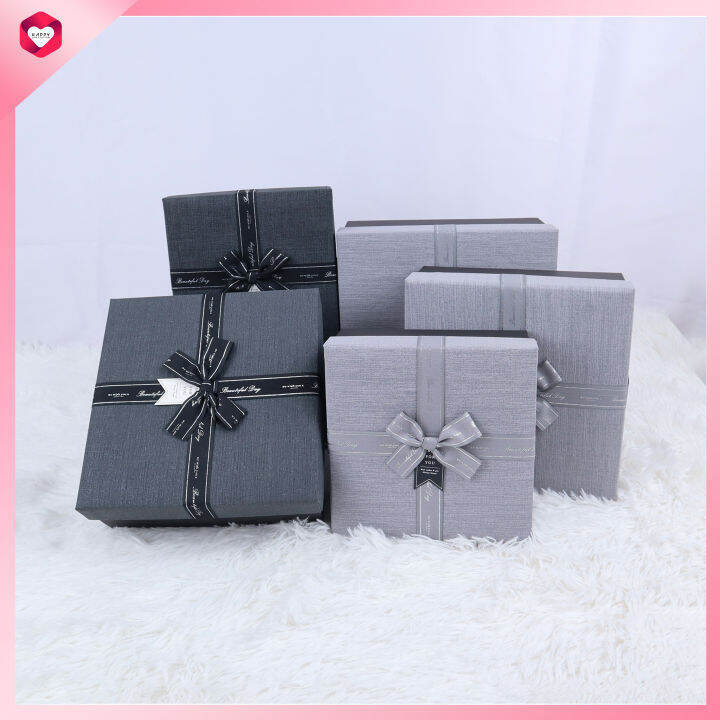 happylife-gift-box-กล่องของขวัญ-กล่องของชำร่วย-กล่องกระดาษอย่างแข็ง-กล่องดอกไม้-กล่องตุ๊กตา-รุ่น-c62314-39q