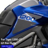 ▦❦แผ่นรองถังน้ำมัน2022สำหรับ Tiger 1200 GT /Gt Pro/rally Pro สติกเกอร์ปลอกปกป้องเข่าถังเชื้อเพลิงรถมอเตอร์ไซค์รูปลอกสติกเกอร์ที่ยึดเข่าแก๊สแผ่นกันกระแทก