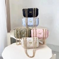 GUESS New retro solid color European and American fashion rhombic chain rivet bag shoulder Messenger handbag