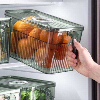 "กล่องเก็บของในตู้เย็น พร้อมที่จับ เข้าถึงได้ง่าย กล่องเก็บอาหารในตู้เย็น กล่องเก็บเครื่องดื่ม กล่องเก็บเครื่องดื่มในตู้เย็น"