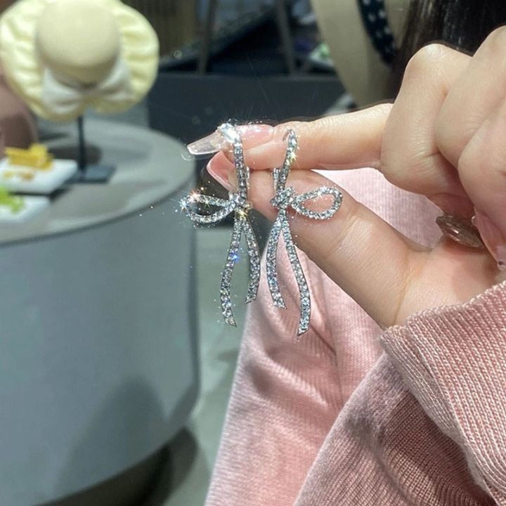 cod-dong-jie-douyin-earrings-of-the-same-style-knot-bow-earrings-light-luxury-high-end-elegant-temperament-and-summer-design