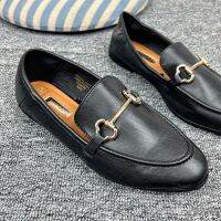 Retro loafers [Defective clearance high cost performance] British style horsebit small leather shoes with soft surface and flat bottom 【QYUE】